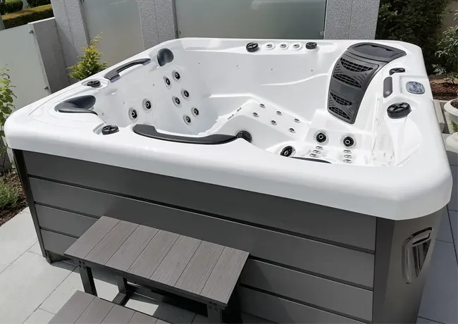 Außenwhirlpool Verona